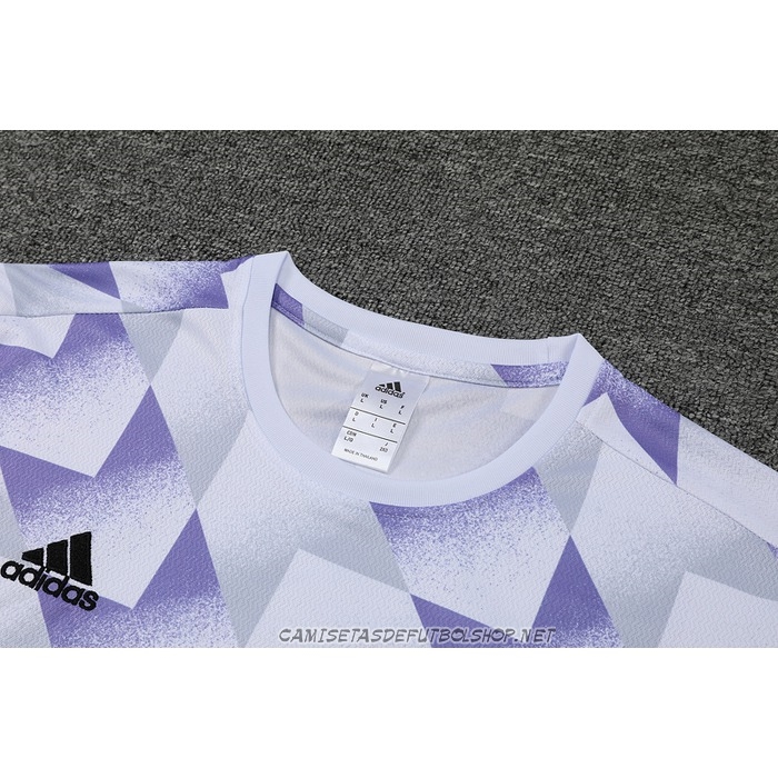 Chandal del Real Madrid 22-23 Manga Corta Blanco y Purpura - Pantalon Corto